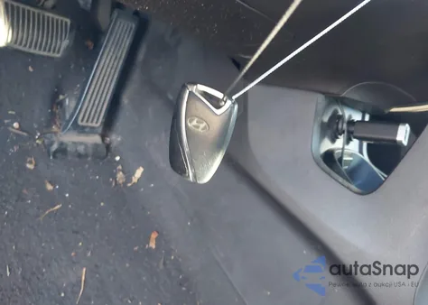 2013 Hyundai Santa Fe Sport z USA, uszkodzony, nr VIN 5XYZU3LBXDG015017